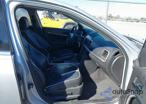 2010 Lincoln Mkz z USA, uszkodzony, nr VIN 3LNHL2GC6AR615347